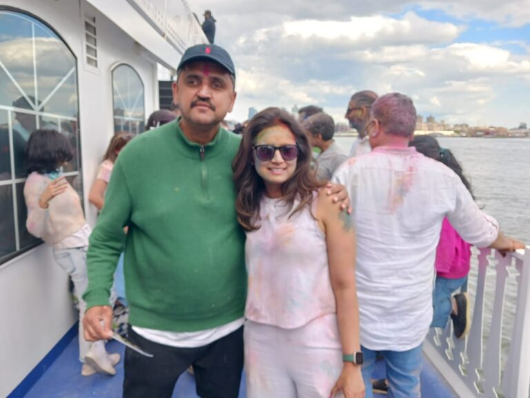 Fantastic Holi cruise and great singing