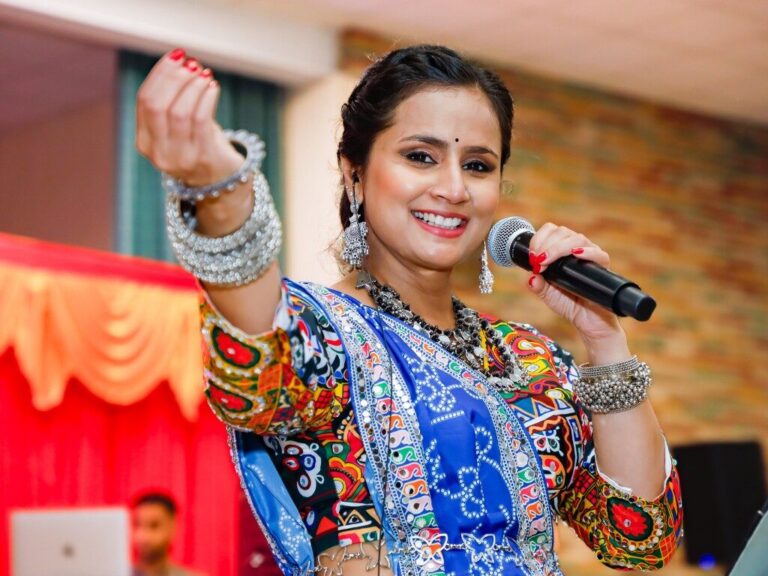 Get Ready for Navratri 2025: The Ultimate Guide to Celebrating Garba, Raas, and More